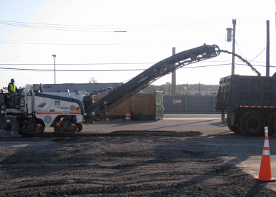 Машинист фрезы дорожной