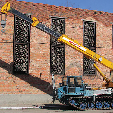 Машинист крана самоходного